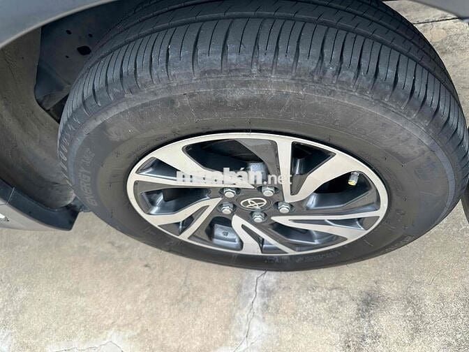 Toyota Innova 2021 Venturer - 7c tự động VENTURER