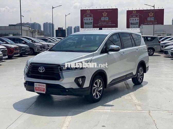 Toyota Innova 2021 Venturer - 71000 km