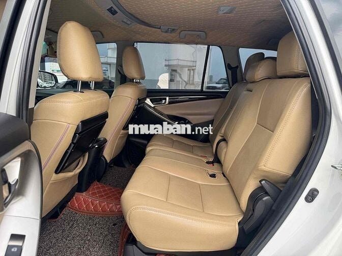 Toyota Innova 2021 Venturer - 71000 km