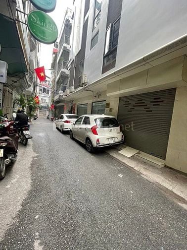 Bán nhà Hoàng Văn Thái 4 tầng, 50m2, ô tô tránh, phân lô. 15,7 tỷ