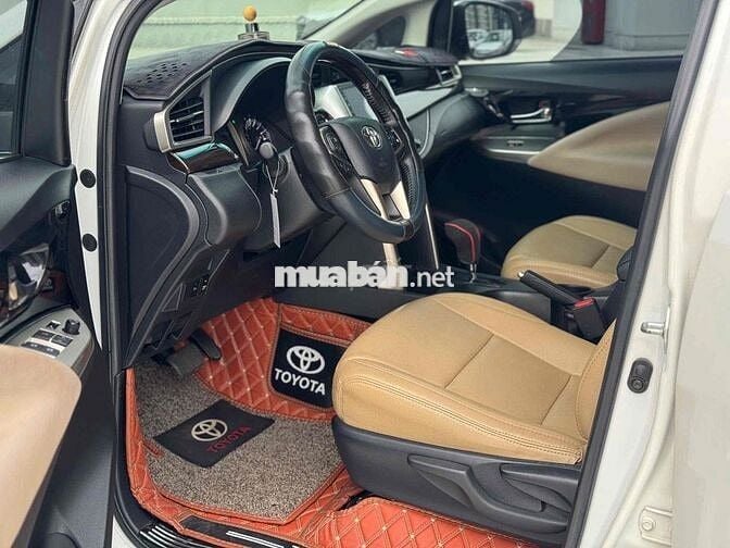 Toyota Innova 2021 Venturer - 71000 km