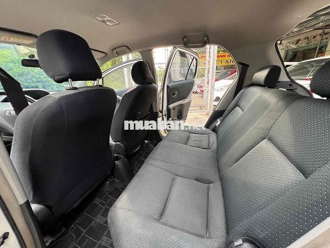 Toyota Yaris 2009 1.5 AT - 98000 km