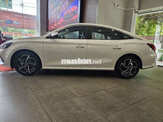 MG5 Lux( giảm tiền mặt trực tiếp10%,hỗ trợ trướcba