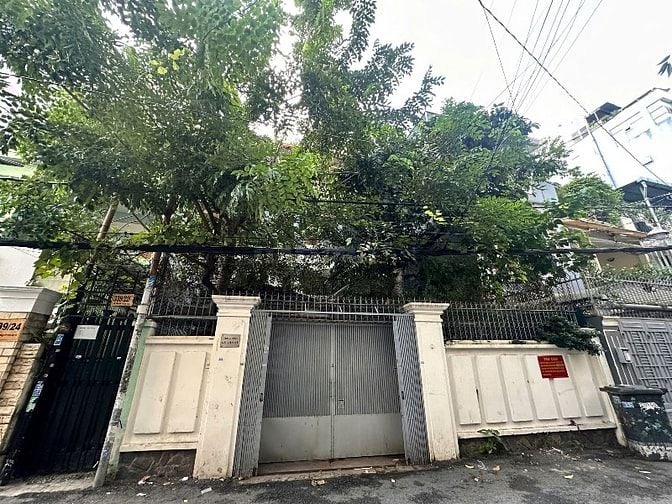 9x20m 4 tầng HXH Lê Văn Sỹ thông Trường Sa Quận 3 giá chỉ 37.5 tỷ