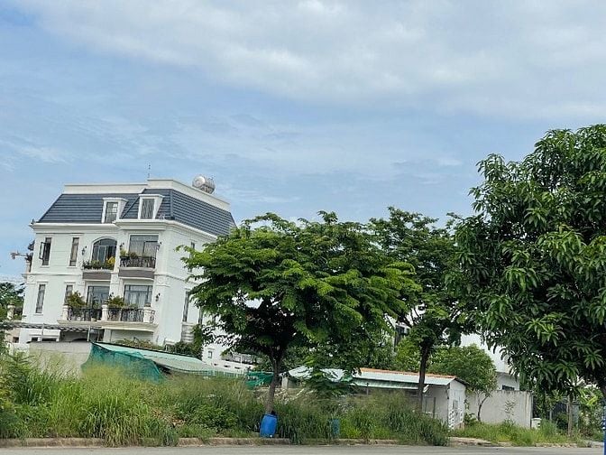 Cập nhật giỏ hàng siêu vip 10lô biệt thự góc siêu đẹp khu  Bình Nguyên
