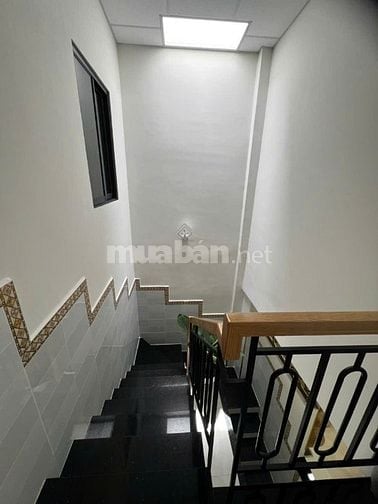 Bán nhà 304/4Q4 Trường Chinh, P13, Tân Bình, ngay chợ Hoàng Hoa Thám