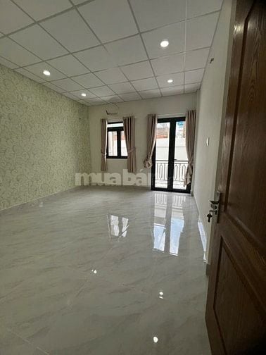 Bán nhà 304/4Q4 Trường Chinh, P13, Tân Bình, ngay chợ Hoàng Hoa Thám