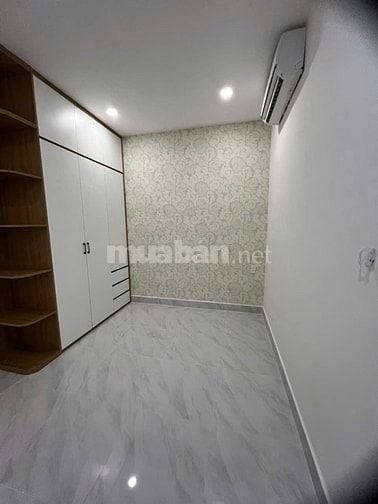 Bán nhà 304/4Q4 Trường Chinh, P13, Tân Bình, ngay chợ Hoàng Hoa Thám