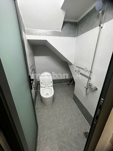 Bán nhà 304/4Q4 Trường Chinh, P13, Tân Bình, ngay chợ Hoàng Hoa Thám