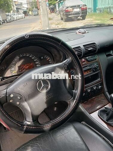 2003 C200K MT - 201346 km