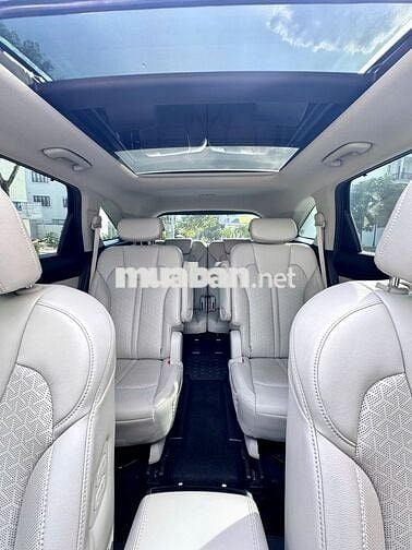 Kia Sorento Signature AWD bản Dầu 6 ghế Thương Gia