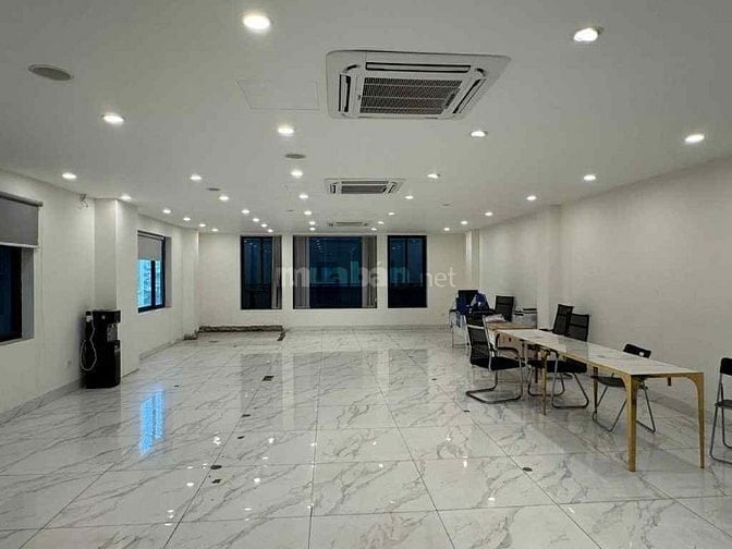 Bán toà văn phòng mặt phố VIP Phường Cầu Giấy 120m2 – 10 tầng – Mặt ti
