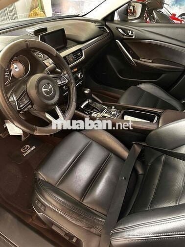 Mazda 6 2018 2.0L Premium - 100000 km