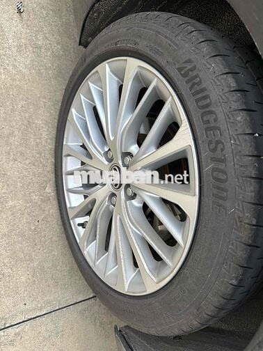 Toyota Camry 2019 2.5Q -Màu đen bản FULL