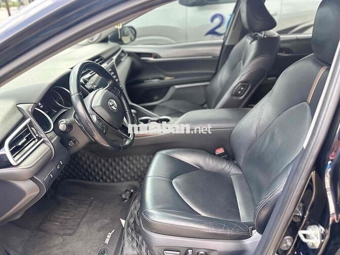 Toyota Camry 2019 2.5Q -Màu đen bản FULL