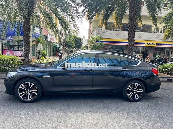 BMW 2012  - 85000 km