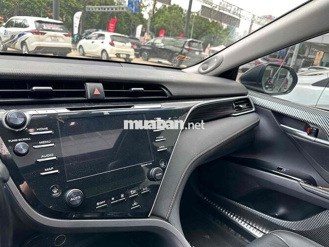 Toyota Camry 2019 2.5Q -Màu đen bản FULL