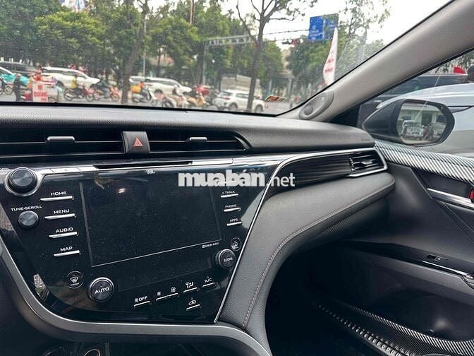 Toyota Camry 2019 2.5Q -Màu đen bản FULL