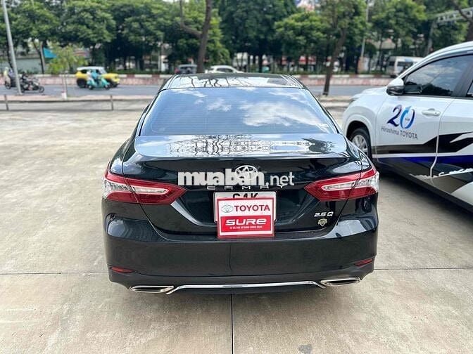 Toyota Camry 2019 2.5Q -Màu đen bản FULL