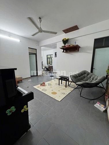 Chính chủ bán chung cư Cầu Bươu. Cách Văn Quán 2km. Lô góc 71m  tràn n
