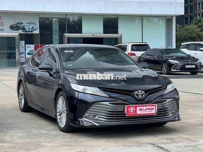 Toyota Camry 2.5Q 2019 - 91.300km bán tại Hãng