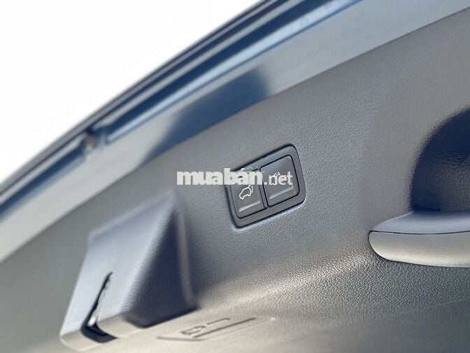 Xe gia đình Kia Carnival SignatureTRÙM MPV như MỚI