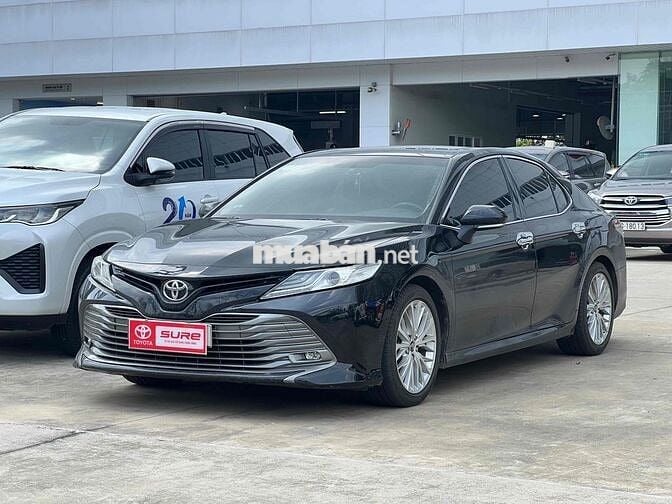 Toyota Camry 2.5Q 2019 - 91.300km bán tại Hãng