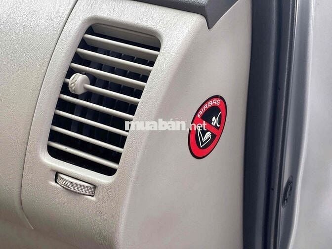 Toyota Innova 2016 2.0E -7c số sàn xe đẹp BH 1 năm