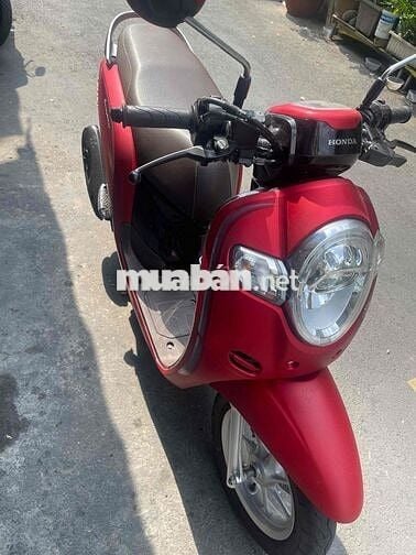 HONDA Scoopy 2018