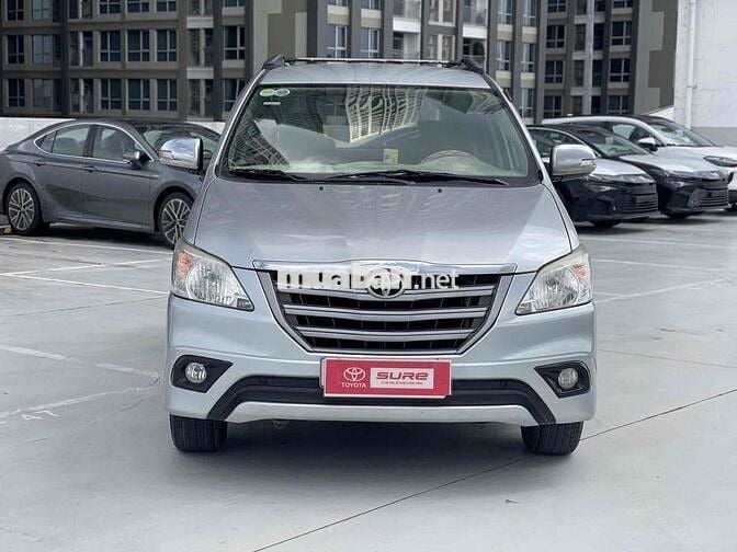Toyota Innova 2016 2.0E -7c số sàn xe đẹp BH 1 năm