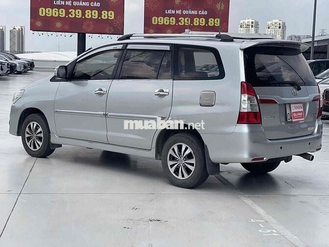 Toyota Innova 2016 2.0E -7c số sàn xe đẹp BH 1 năm