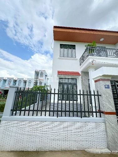 Bán nhà (8m x 11m) 3PN tại Mỹ Lộc, Cần Giuộc, Long A