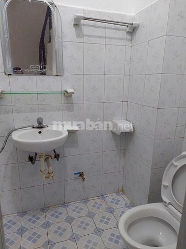 Cho thuê nhà ngõ 117 Nguyễn Khoái, đối diện cây xăng Lương Yên 