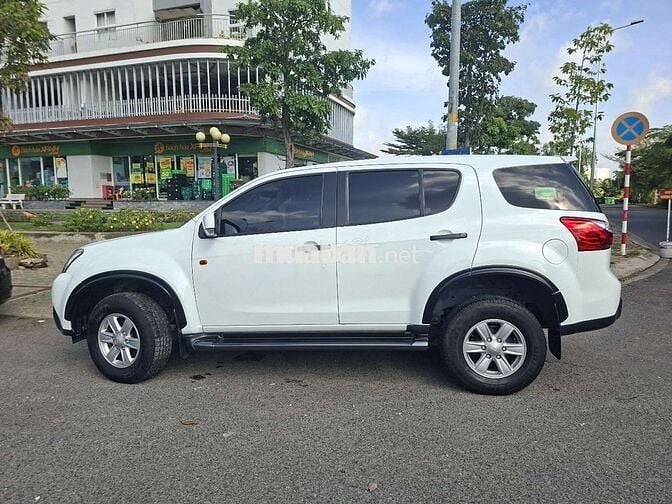 400 2017 LS 2.5 4x2 MT - 180000 km