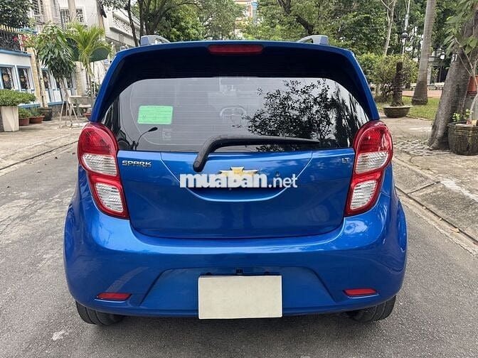 Chevrolet Spark 1.2 LT-biển số TPHCM-còn QUÁ MỚI