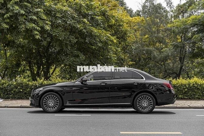 C250 Exclusive - 2017 màu đen siêu lướt rất cọp 🎯