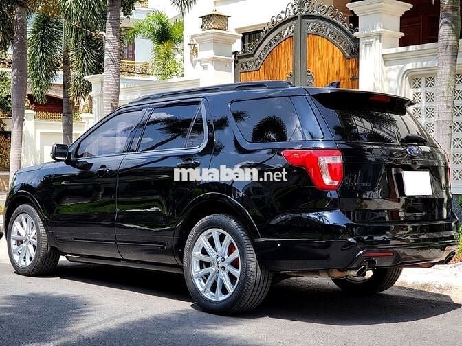 FORD Mỹ Explorer Limited ecoboost 4WD model 2016