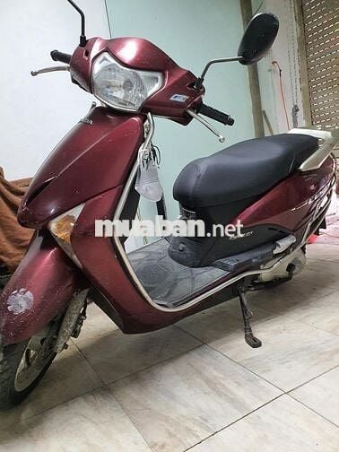 XE LEAD HONDA 2012 MÀU ĐỎ MẬN