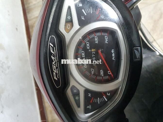 XE LEAD HONDA 2012 MÀU ĐỎ MẬN