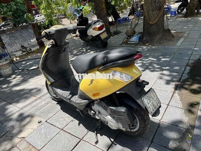 XE GIA ĐÌNH SỬ DỤNG, NAY THỪA XE THANH LÝ CHO AI C