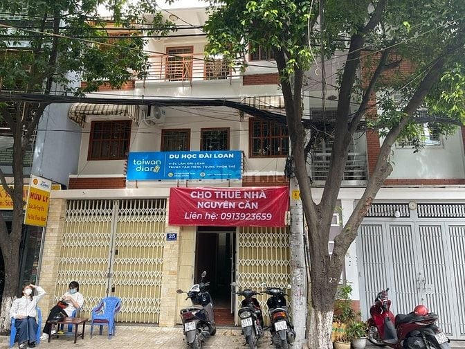 Chính Chủ Cho Thuê Mặt Bằng Kinh Doanh Đường Ngô Bệ, Phường 13, Quận T