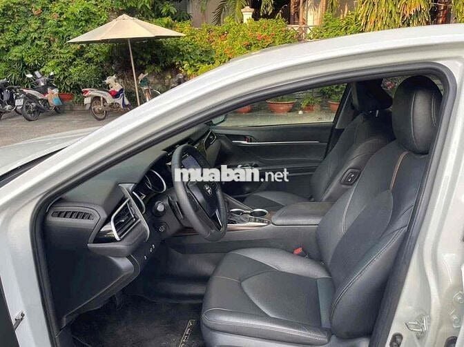 Toyota Camry 2019 2.5Q - 31000 km