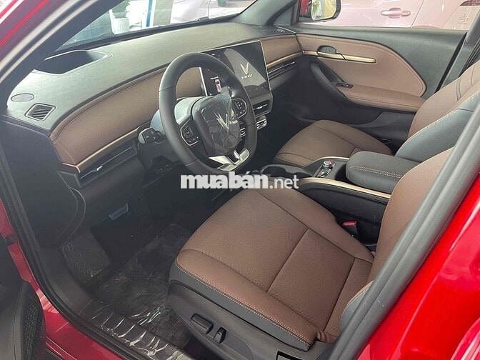 xe VinFast VF6 2025
