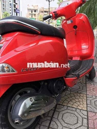 Xe Vespa LX Màu Đỏ Chính Chủ 29HN Mua bán tại nhà