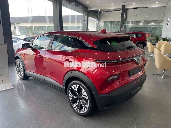 xe VinFast VF6 2025