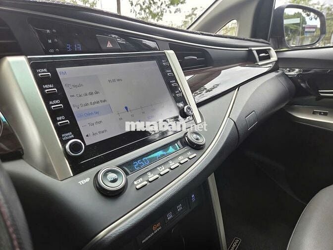Toyota Innova 2020 G 2.0 AT - 68000 km