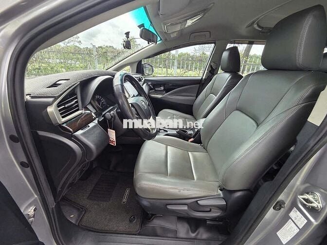 Toyota Innova 2020 G 2.0 AT - 68000 km