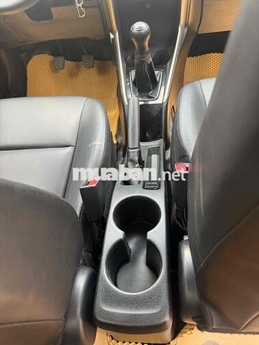 Toyota Vios 2020 1.5E MT - 75000 km