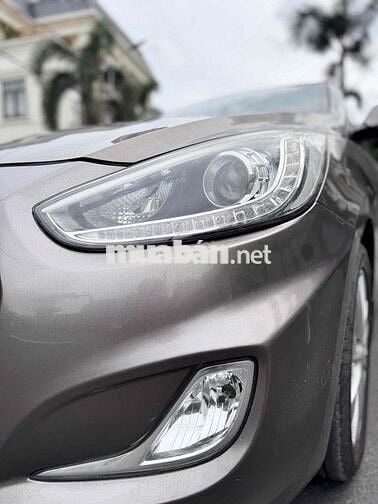 Hyundai Accent 2013 1.4 AT - 90000 km