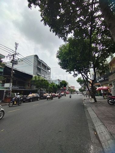 💥Chú ý 💥Nhà MT đường Bình Phú, F. 11, Q. 6 (4x20m) 4 tầng chỉ 25 tỷ